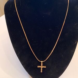 Fifth Avenue Collection Necklace and earrings